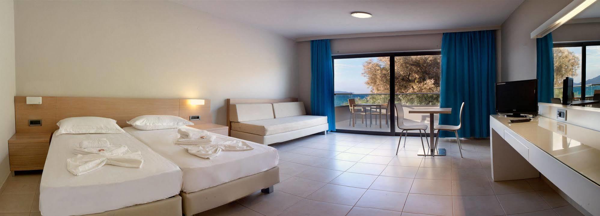 Nautilus Bay Hotel Kissamos Exterior photo